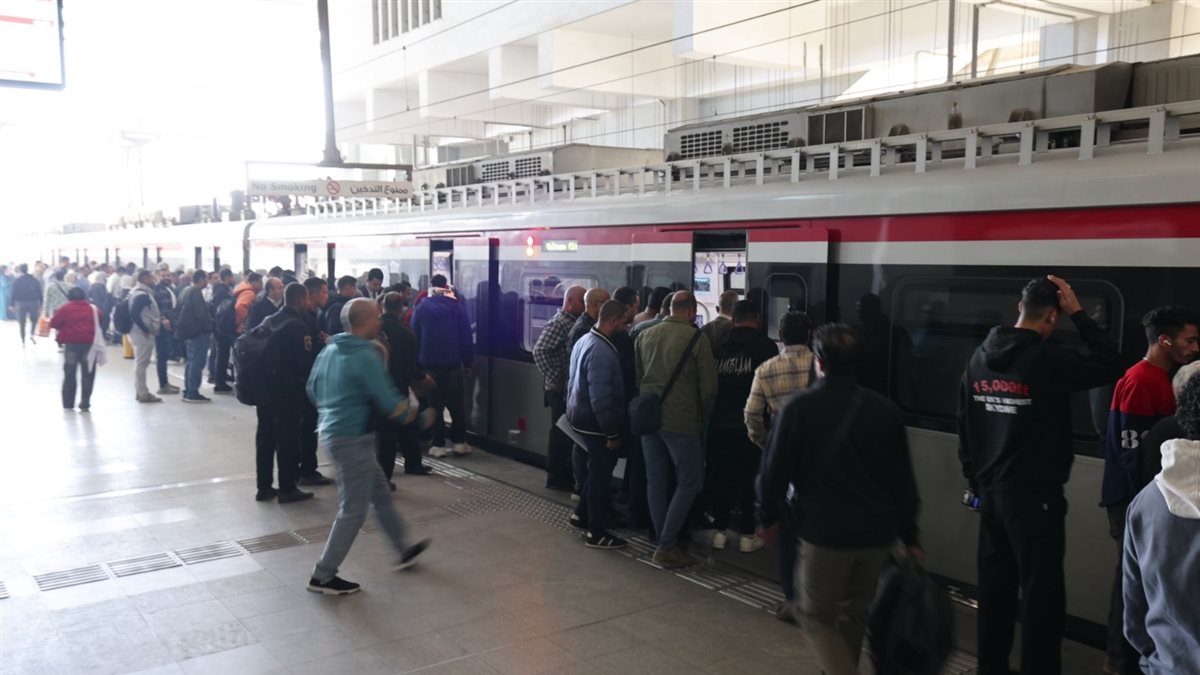 القطار الكهربائي الخفيف