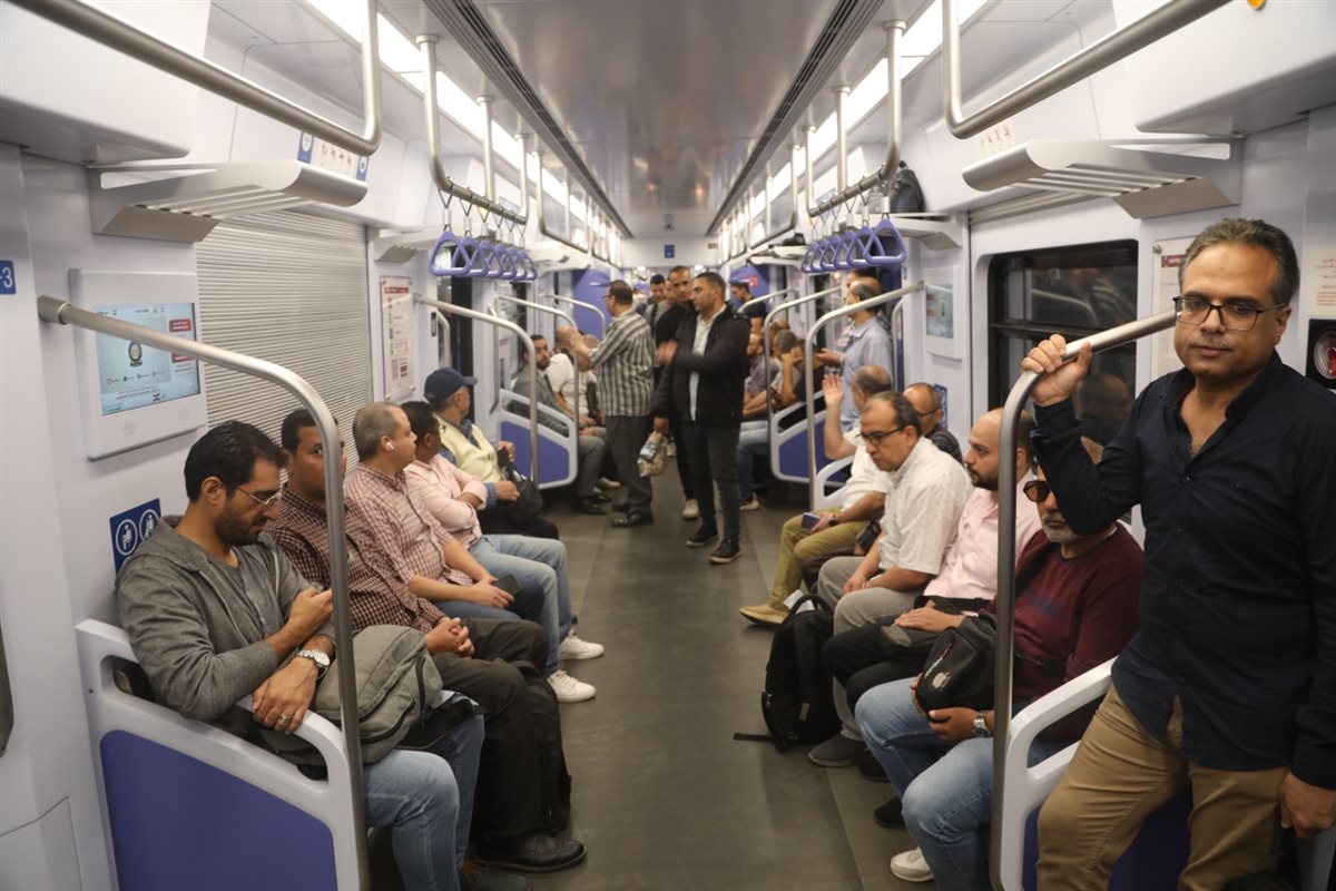 القطار الكهربائي الخفيف