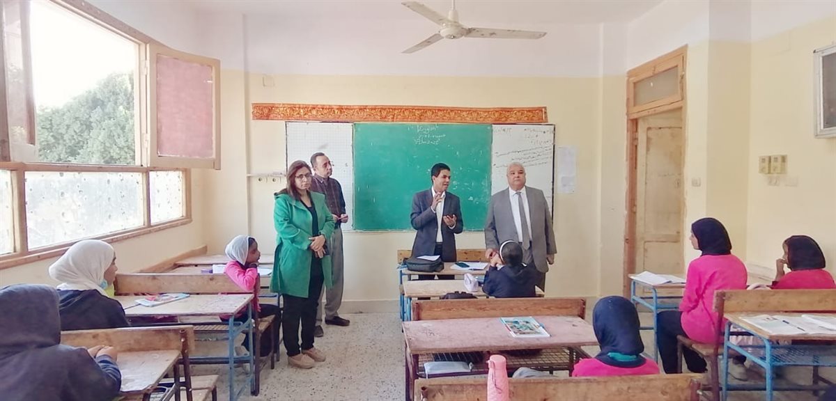 جولة موسعة لوكيل وزارة الصحة بالأقصر