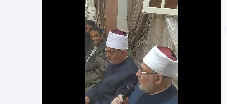 بحضور وكيل الأزهر والمفتي.. الدكتور أتى خضر رئيس قطاع مكتب الإمام الأكبر يحتفل بعقد قرآن نجلته