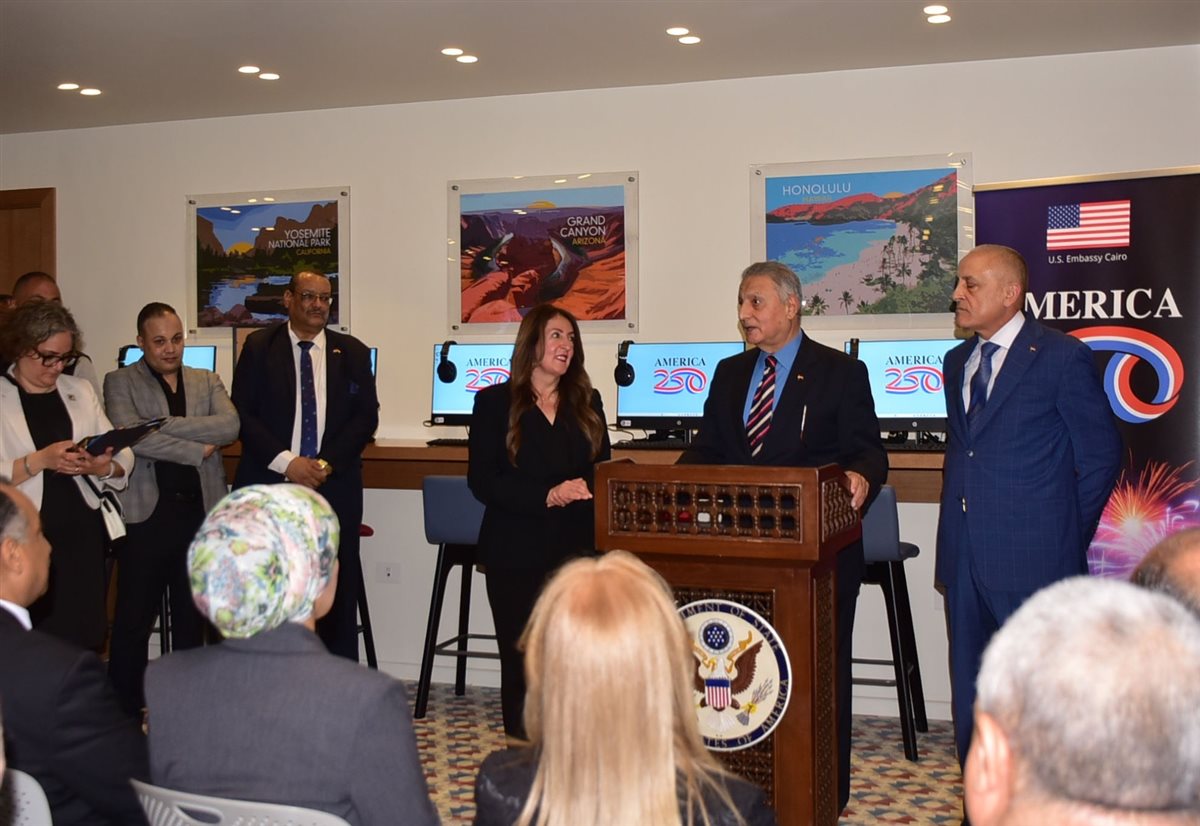 السفيرة الأمريكية وافتتاح الركن الثقافي الأمريكي بالأقصر