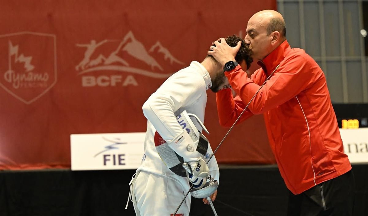 تتويج محمد السيد بذهبية كأس العالم لسلاح الإيبيه