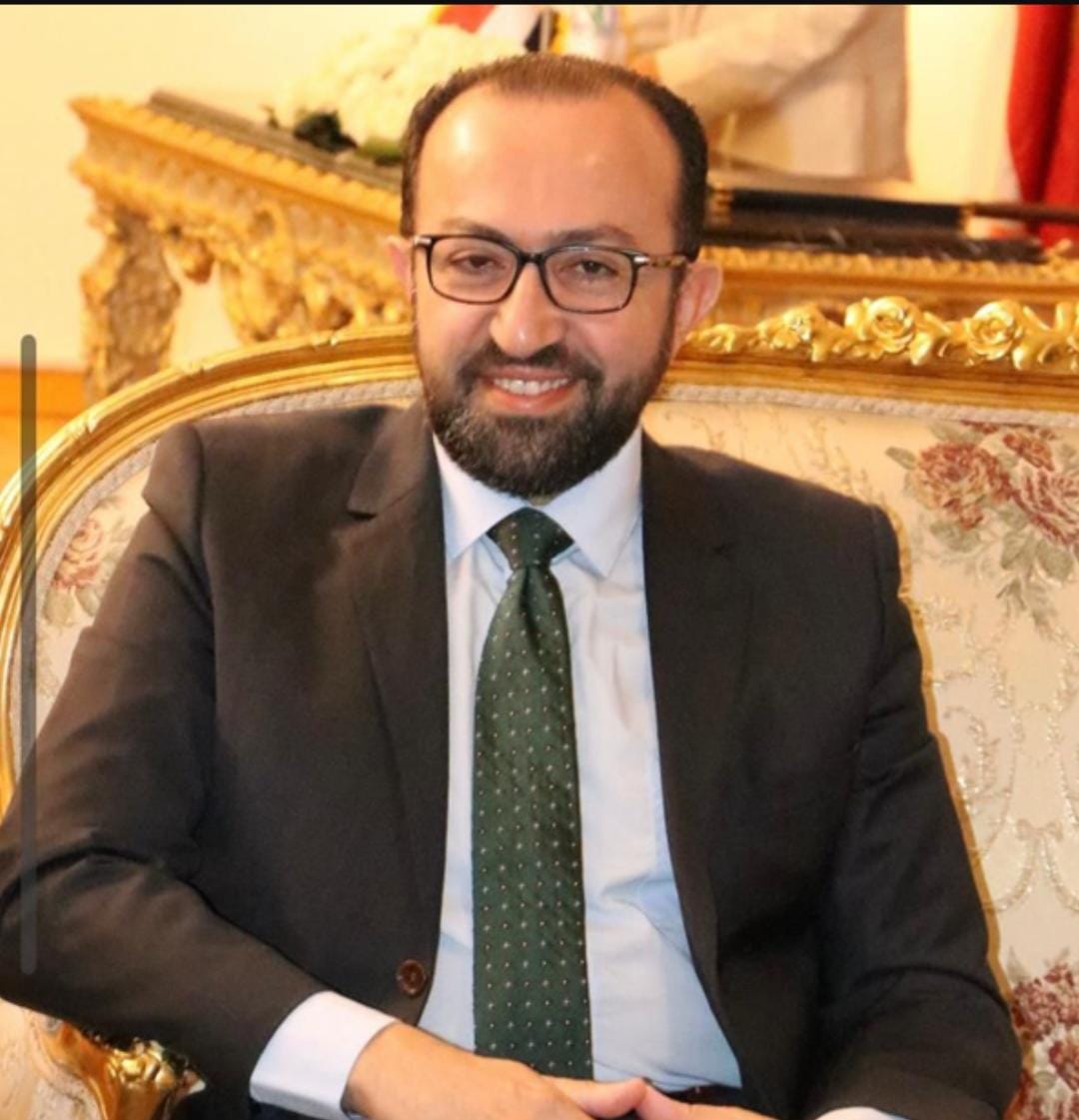 الدكتور محمد زعزوع مدير عام مستشفى سعاد كفافى الجامعي