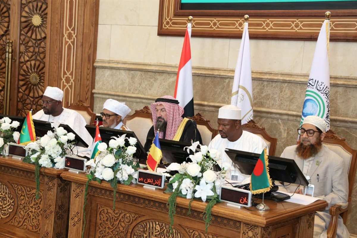 <strong>متسابقون من أكثر سبعين دولة.. وزير الأوقاف يتفقد لجان المسابقة العالمية الثانية والثلاثين للقرآن الكريم</strong>