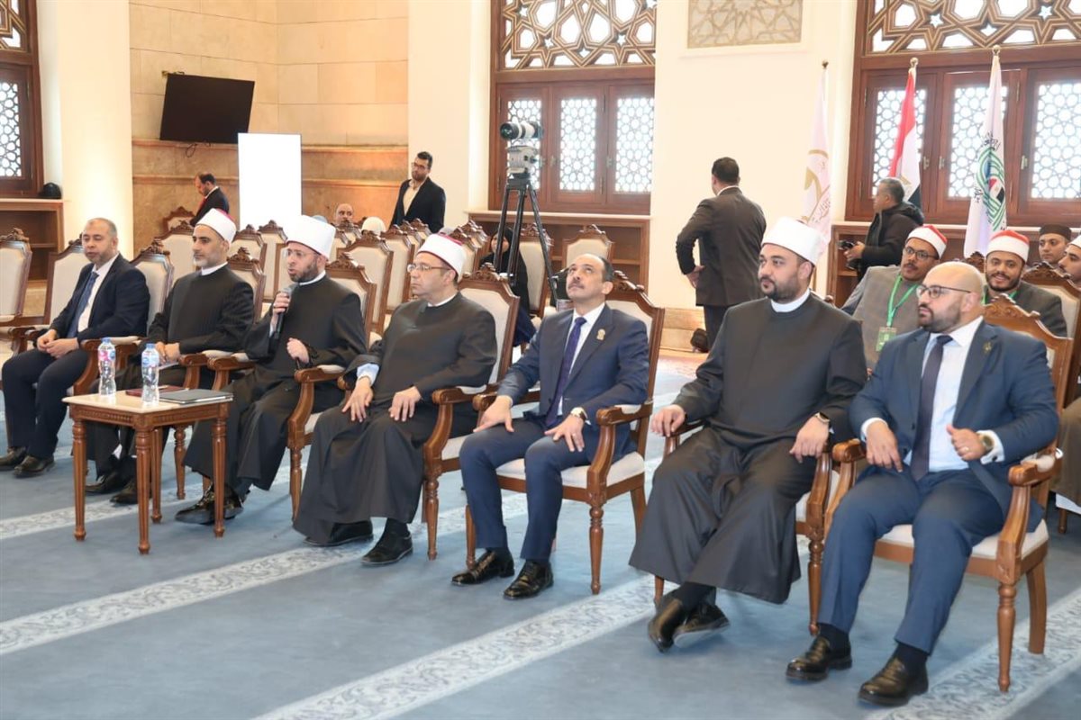 <strong>متسابقون من أكثر سبعين دولة.. وزير الأوقاف يتفقد لجان المسابقة العالمية الثانية والثلاثين للقرآن الكريم</strong>