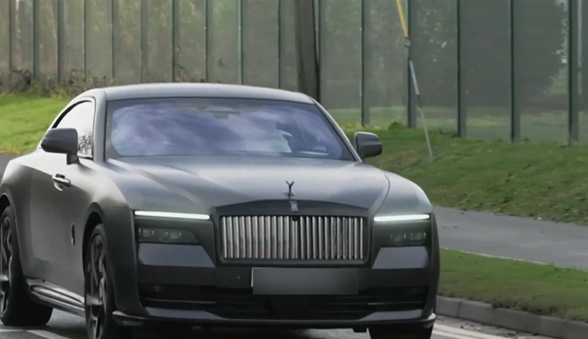 محمد صلاح يصل مقر تدريبات ليفربول اليوم على هامش الإستعداد لمواجهة الإنتر بدوري الأبطال