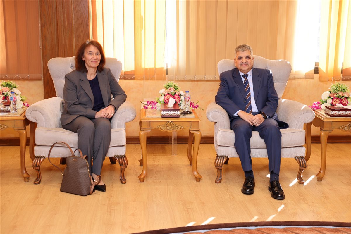 جانب من استقبال الفريق أسامة ربيع لرئيس بعثة صندوق النقد الدولي بمصر 