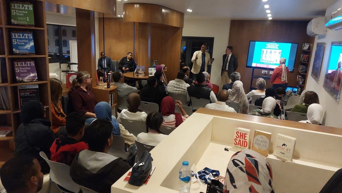 انطلاقة قوية للركن الأمريكي بمكتبة مصر العامة