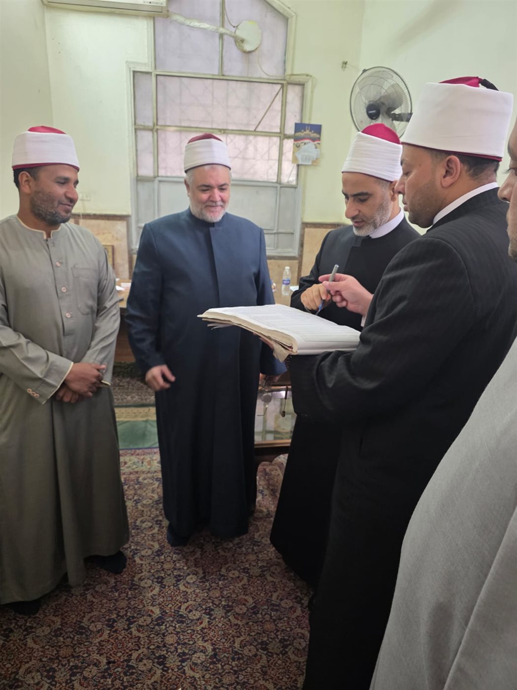 جولة تفتيش على إدارات بأوقاف القاهرة تسفر عن رصد عدد من المخالفات وتخلفات الحضور