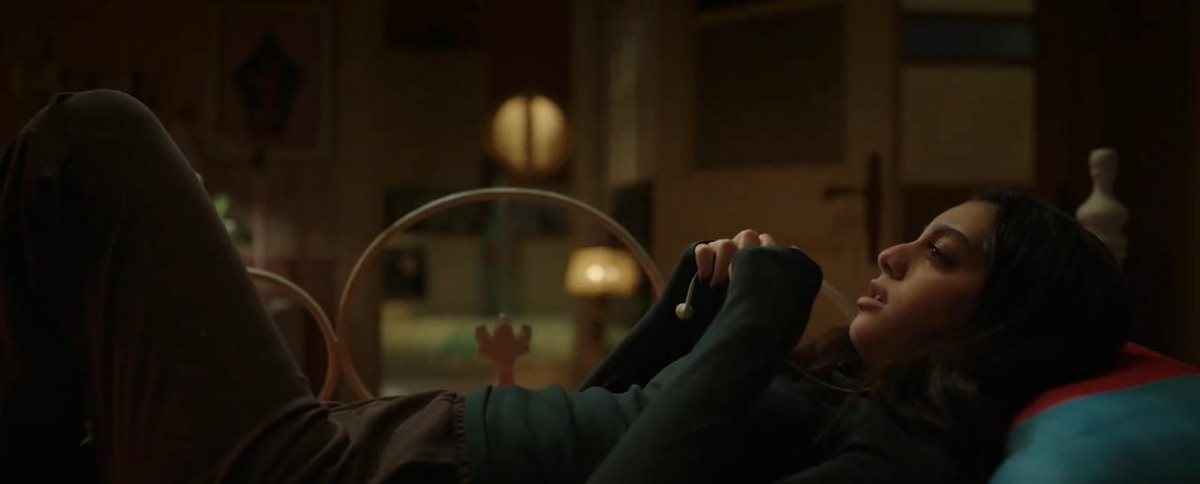 ياسمينا العبد معجبة بـ يوسف رأفت ضمن أحداث الحلقة 2 من مسلسل ميد ترم 