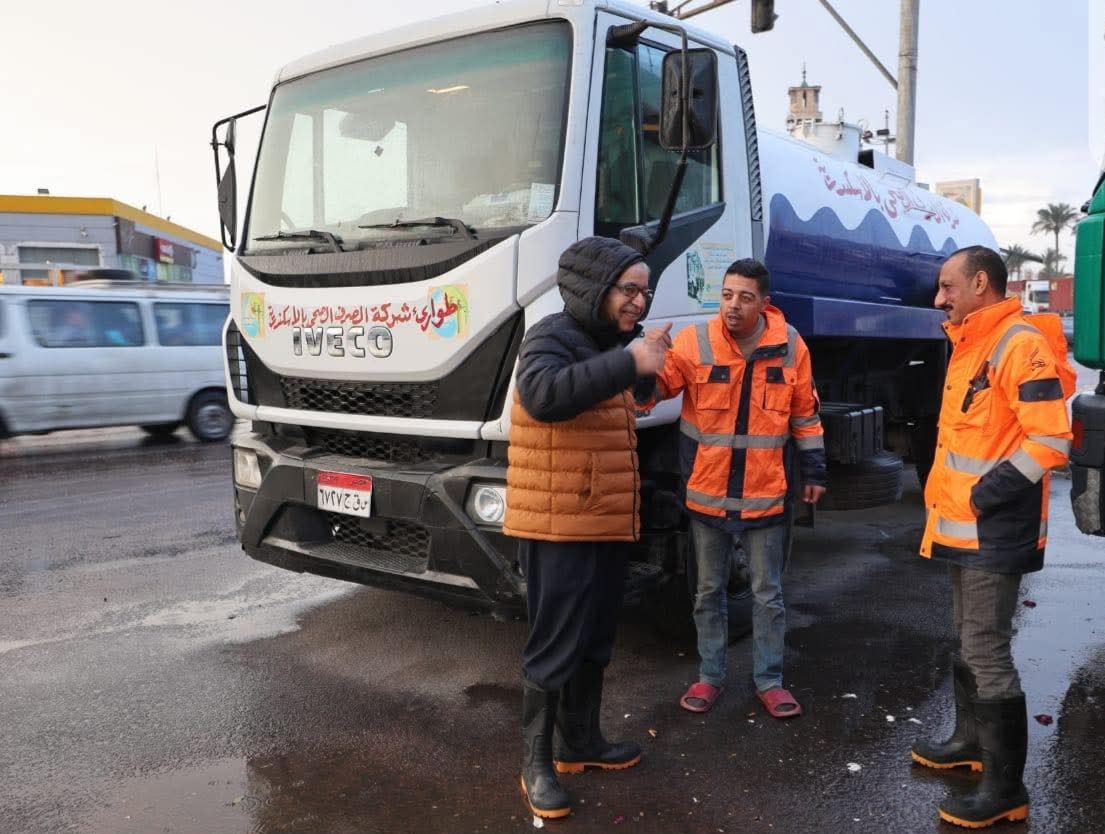 كسح تجمعات مياه الأمطار