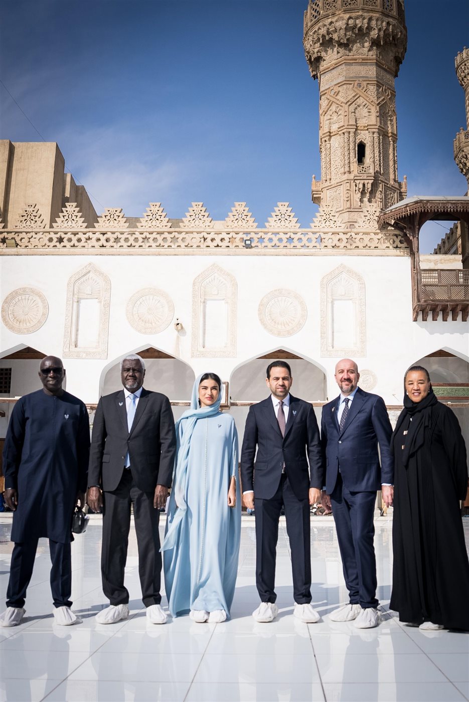 أعضاء لجنة تحكيم جائزة زايد للأخوة الإنسانيَّة يزورون الجامع الأزهر ويشيدونَ بمسيرته في بناء الجسور بين الثَّقافات