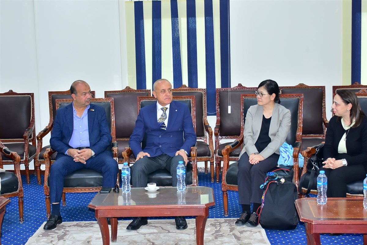 محافظ الأقصر يستقبل وفد الجايكا 