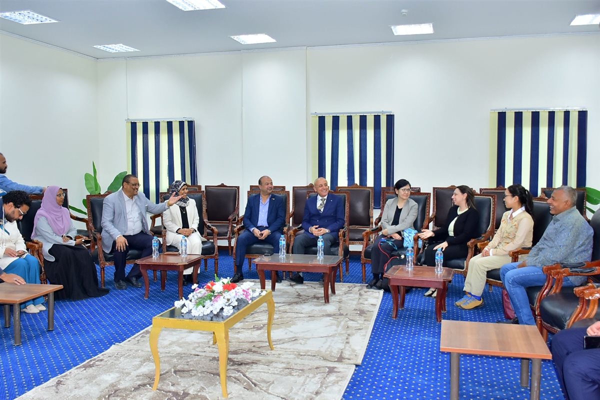 محافظ الأقصر يستقبل وفد الجايكا 