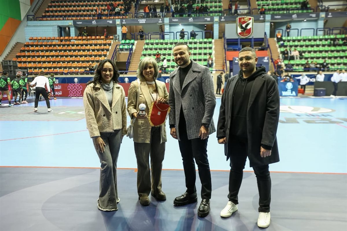 تكريم قدامى سيدات سلة الأهلي على هامش بطولة إفريقيا بالنادي