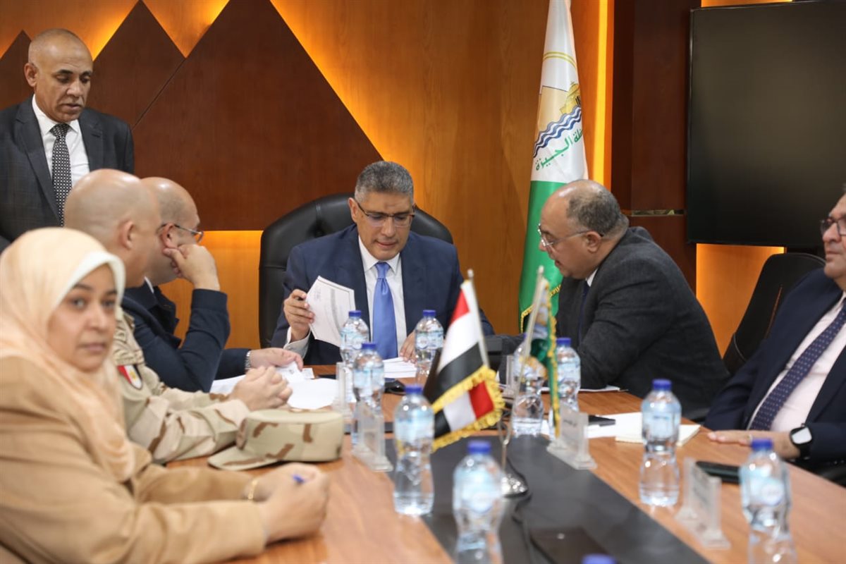 محافظ الجيزة يتابع انطلاق انتخابات مجلس النواب