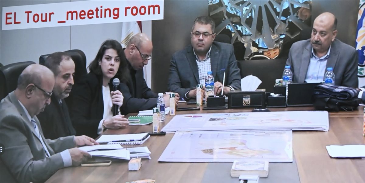 محافظ جنوب سيناء يناقش مخطط طور سيناء 