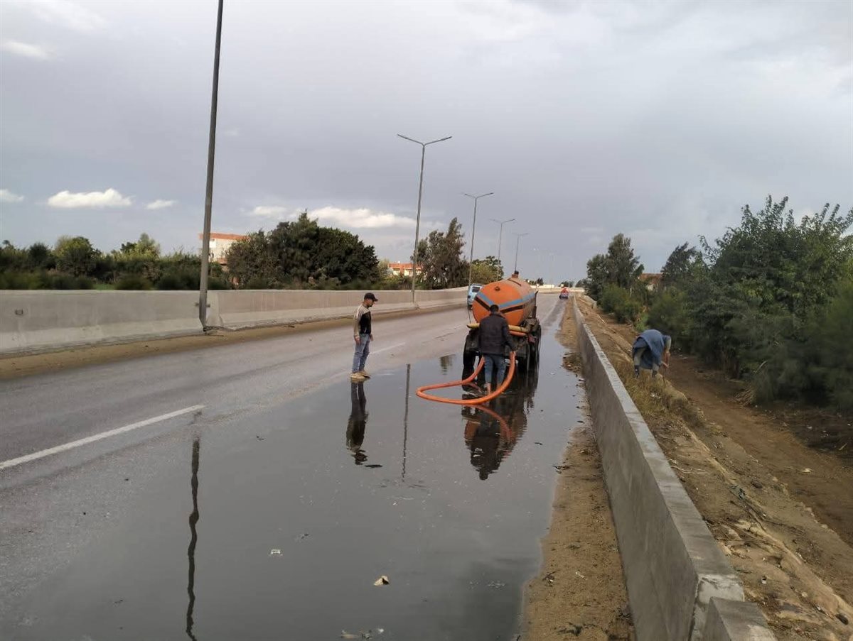 رفع آثار الأمطار من شوارع المنوفية