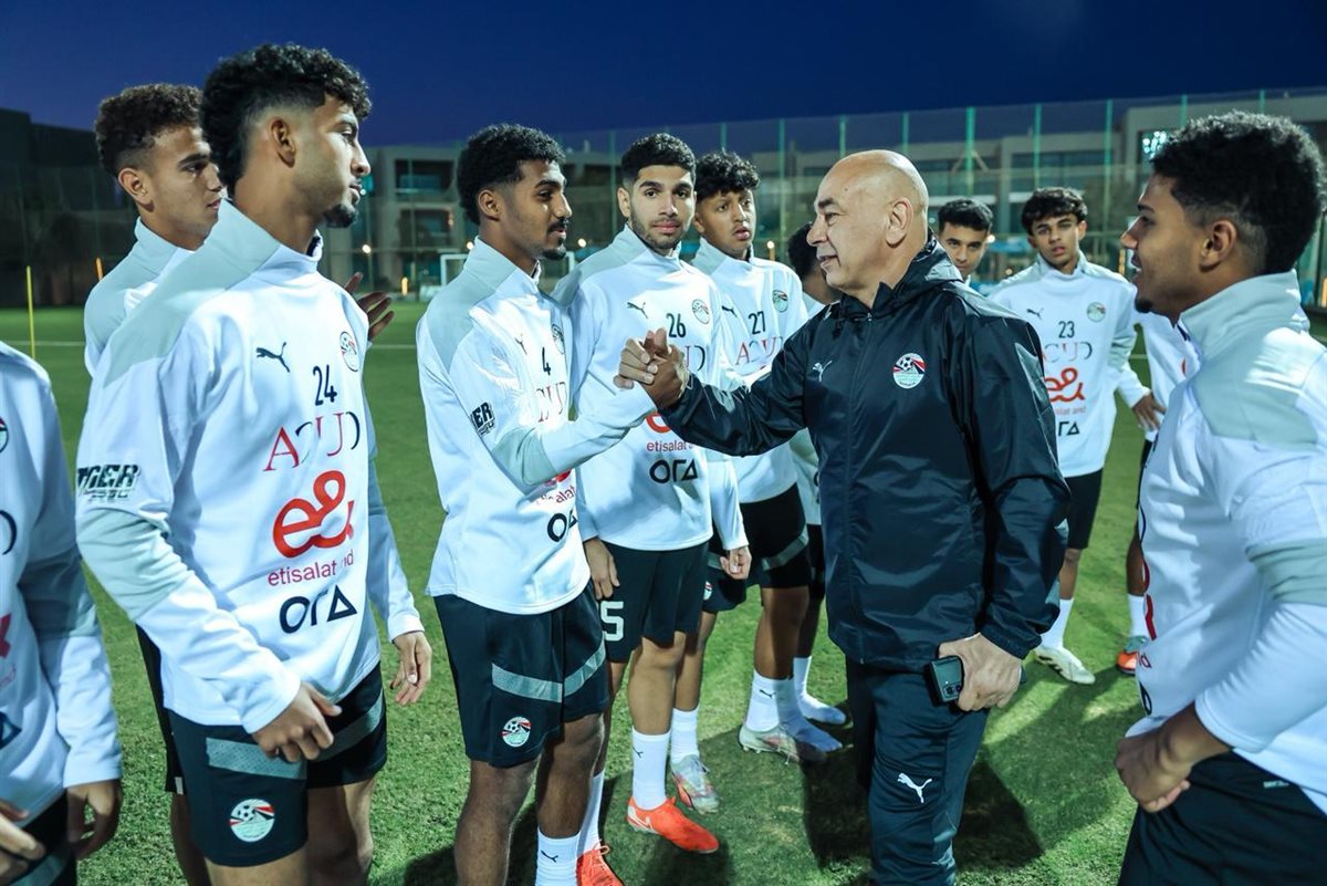 حسام حسن وإبراهيم حسن يزوران معسكر منتخب مصر مواليد 2007