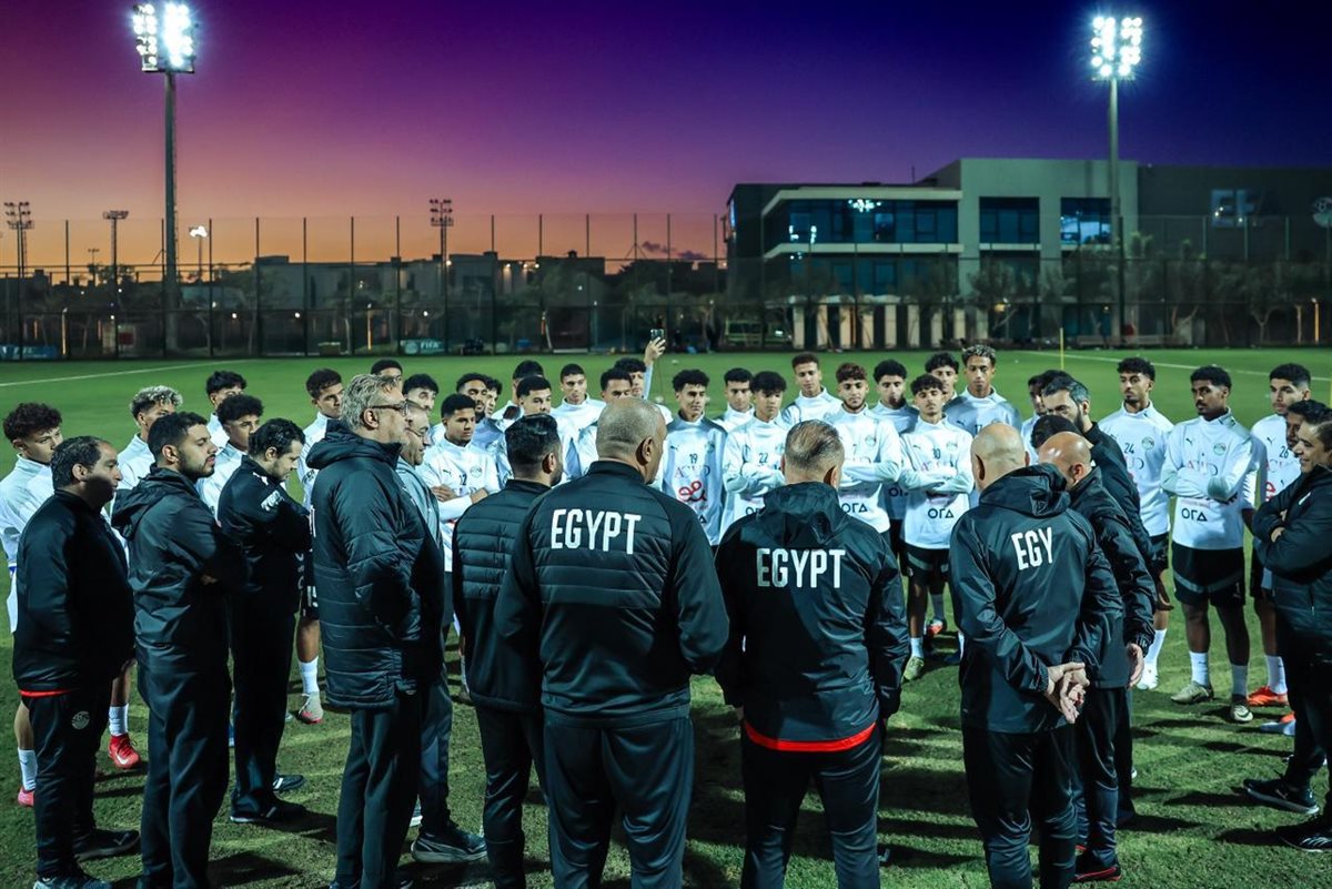 حسام حسن وإبراهيم حسن يزوران معسكر منتخب مصر مواليد 2007