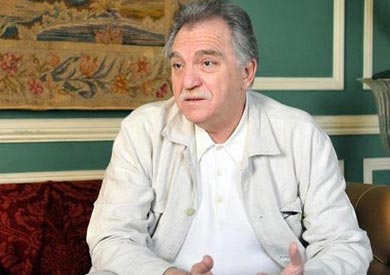 الدكتور محمود أباظة