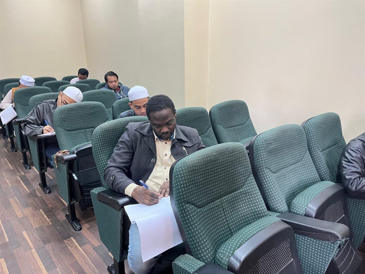 اختتام امتحانات الدور الأول لطلاب الفرقة الثانية ببرنامج تدريب الوافدين بدار الإفتاء المصرية