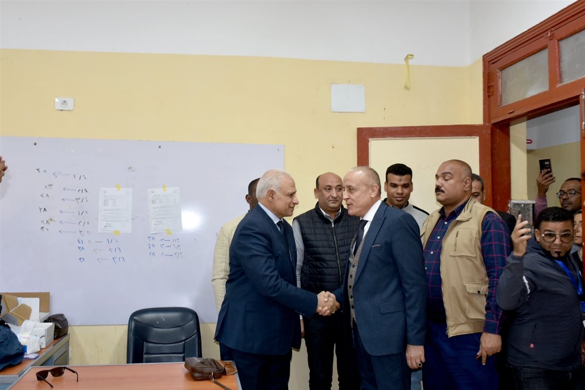 جولة محافظ الأقصر