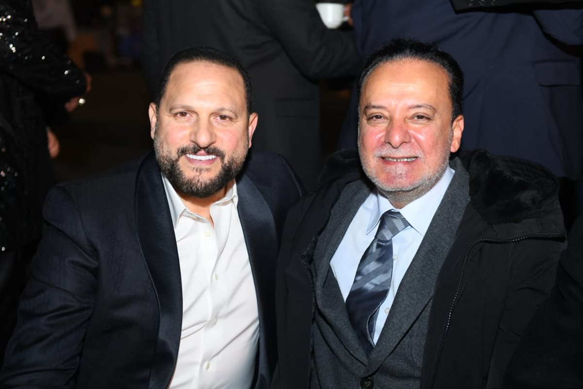 بحضور نجوم الفن.. محمد هنيدي يحتفل زفاف ابنته في أحد فنادق القاهرة