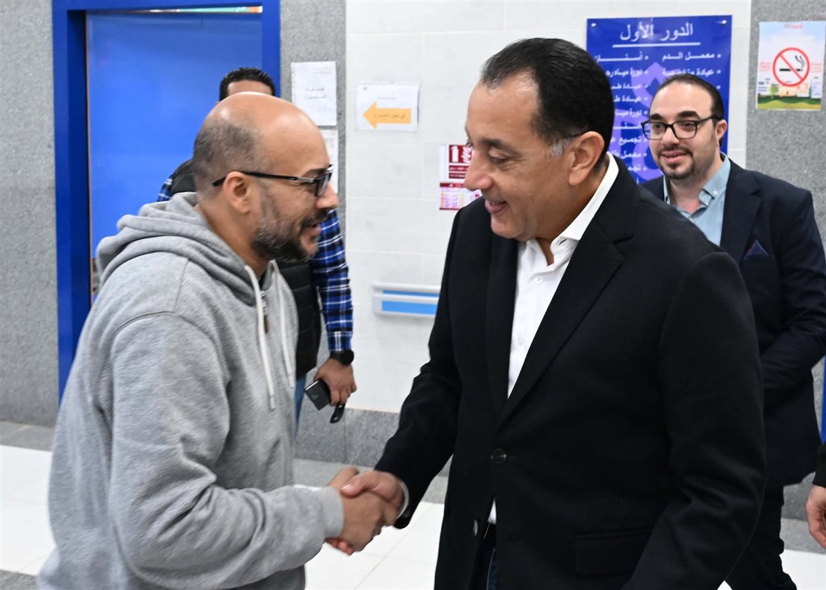 جانب من جولة رئيس الوزراء 