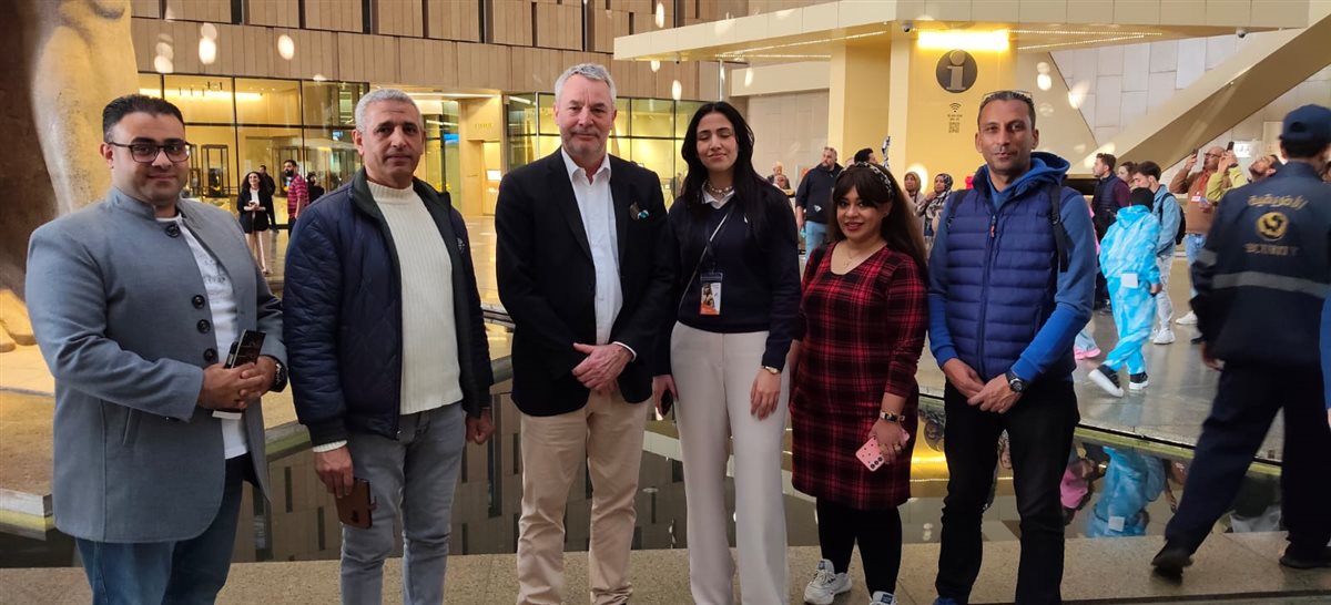 فيليب مولر رئيس قطاع الرياضة بمنظمة اليونسكو في جولته السياحية