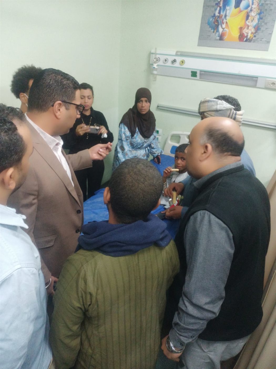 زيارة نائب محافظ الأقصر لمصابي قرية الدير