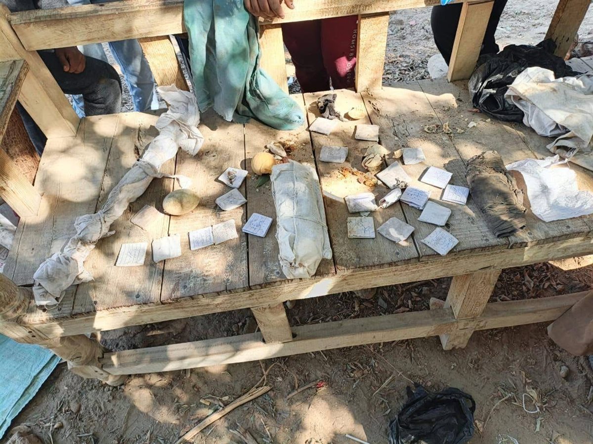 أعمال سحر مستخرجة من المقابر&nbsp;