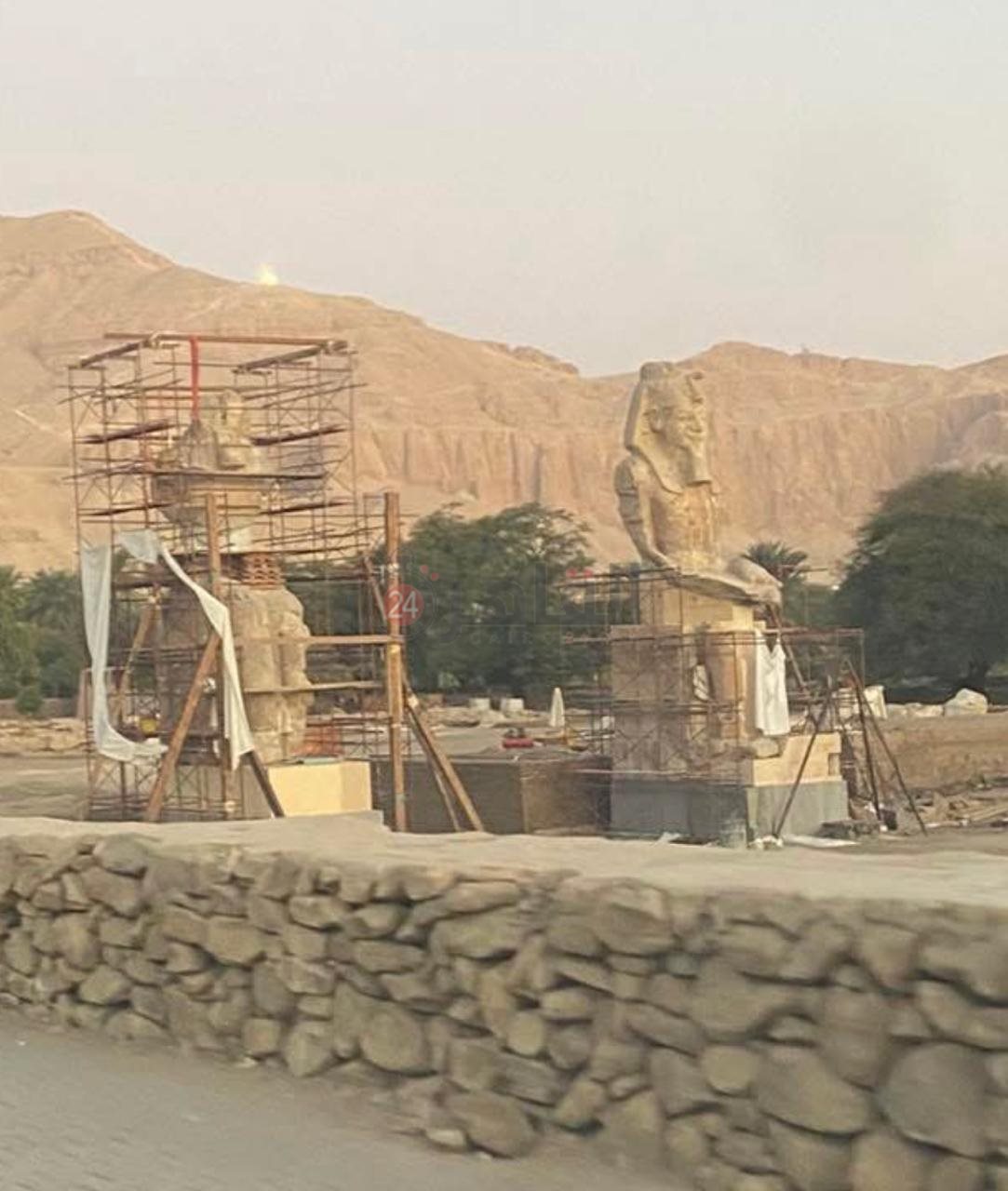 تماثيل الملك أمنحتب الثالث،