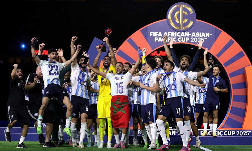 القنوات الناقلة لمشاهدة مباراة بيراميدز وفلامنجو بث مباشر الآن في كأس القارات&nbsp;