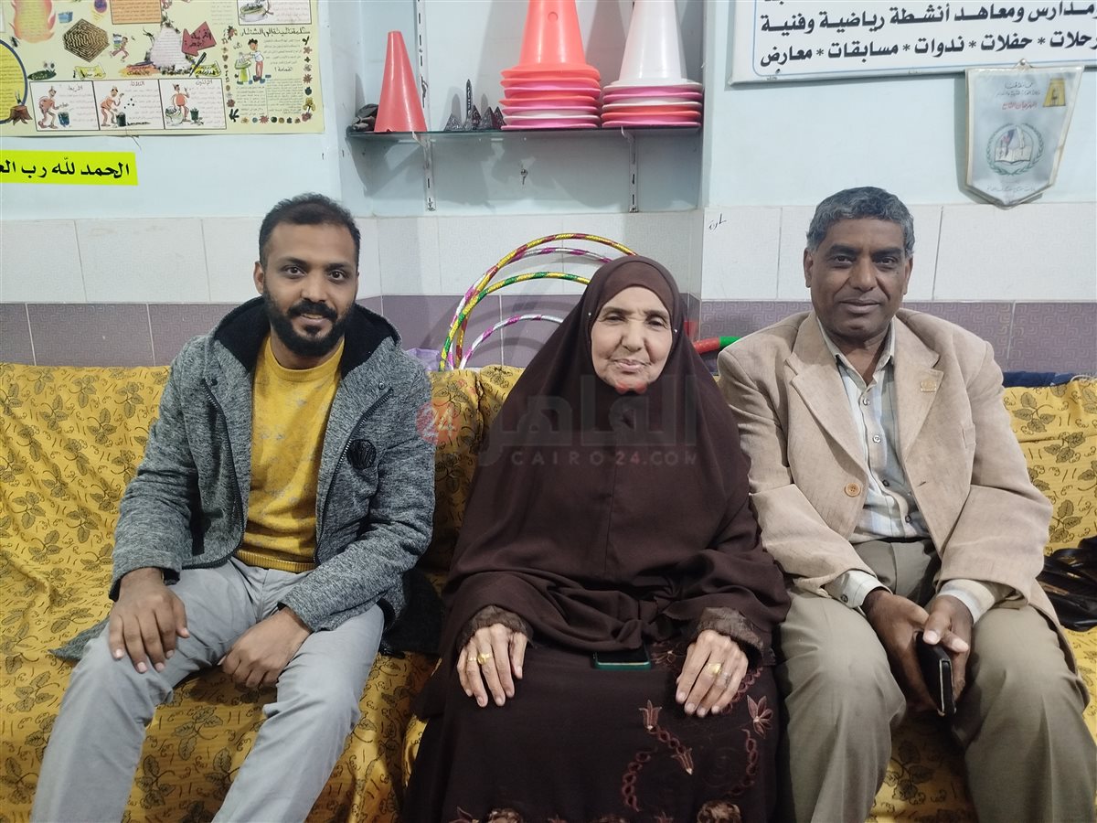 الحاجة فاطمة خلال حديثها مع القاهرة 24