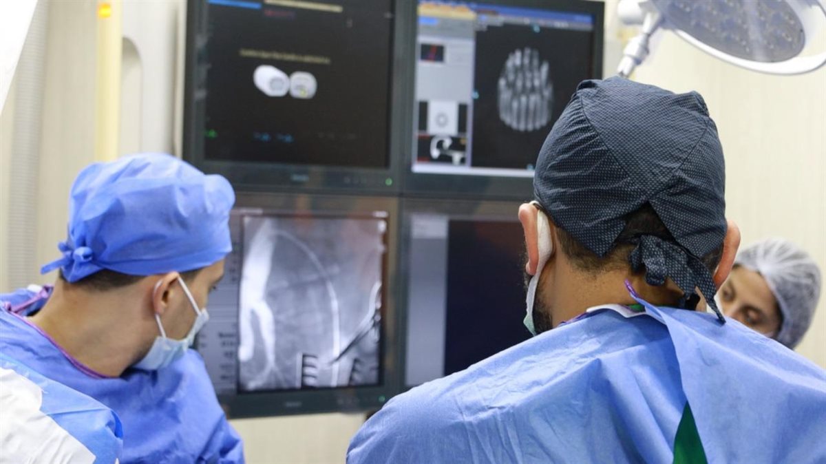 اطباء هيئة الرعاية الصحية 