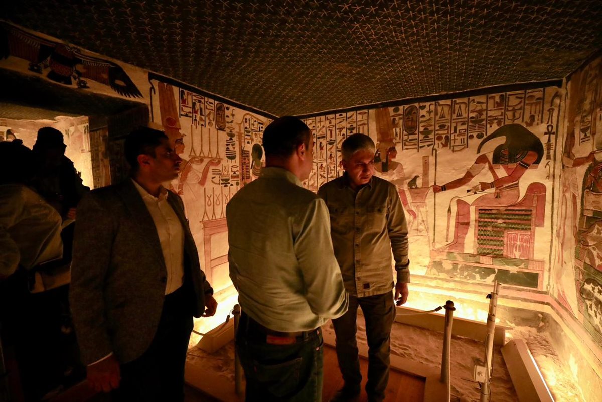 مقبرة الملكة نفرتاري