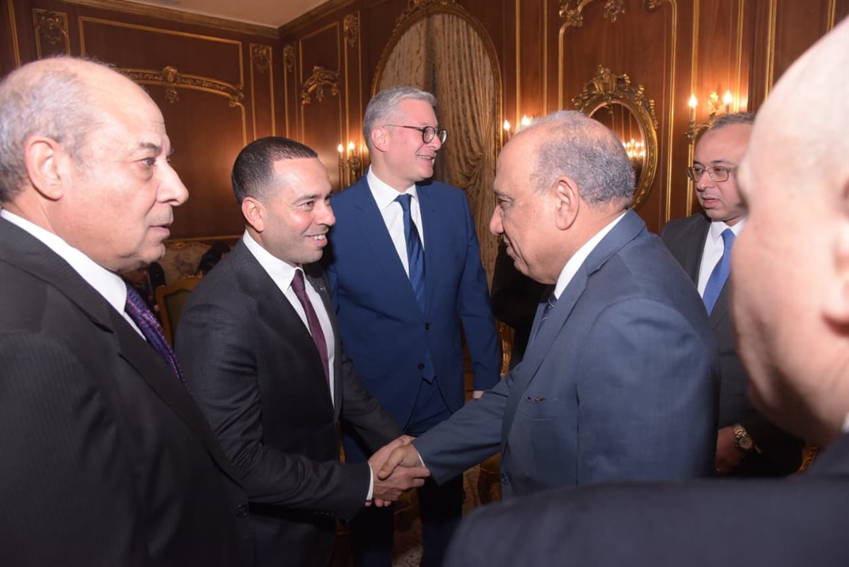 النائب محمد زكي وكيل لجنة الطاقة بمجلس الشيوخ