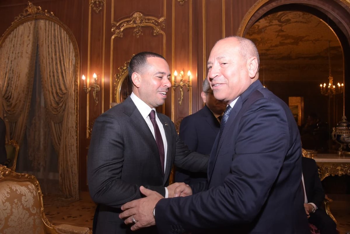 محافظ القاهرة والنائب محمد زكي