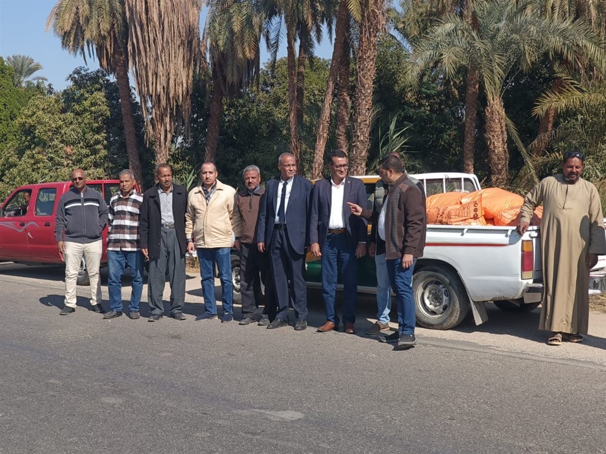 تموين الأقصر يضبط أسمدة مدعمة بالسوق السوداء