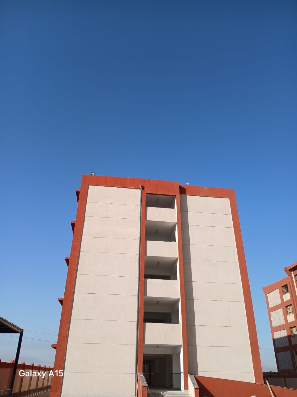 قطاع الأبنية التعليمية بالأقصر