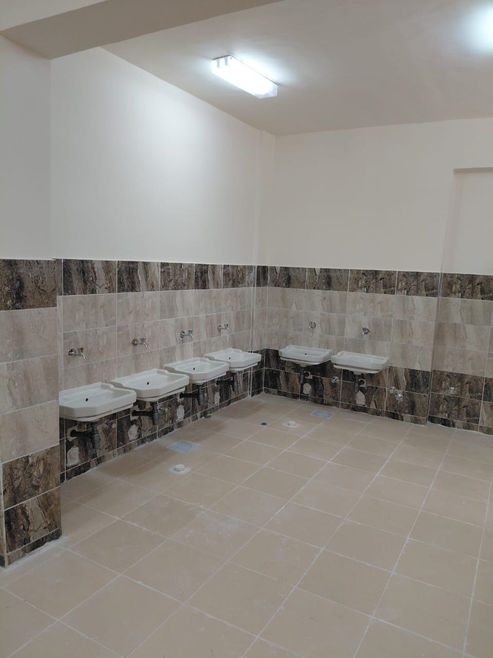 قطاع الأبنية التعليمية بالأقصر