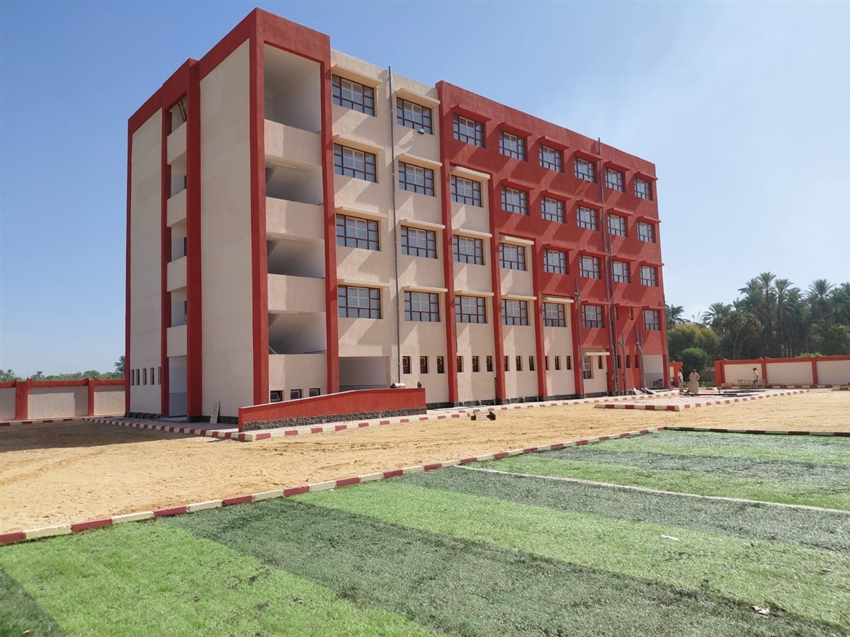 قطاع الأبنية التعليمية بالأقصر