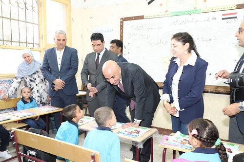 وزير التعليم في المدارس