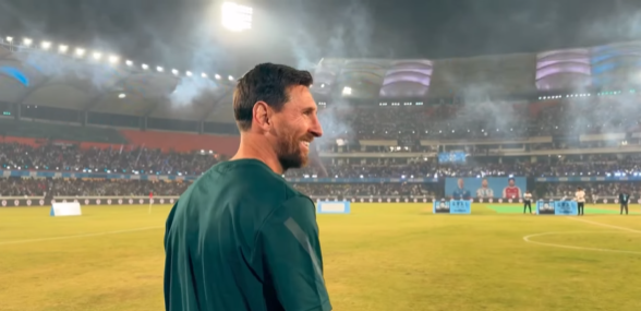 ليونيل ميسي نجم فريق إنتر ميامي الأمريكي وقائد منتخب الأرجنتين خلال زيارته إلى الهند