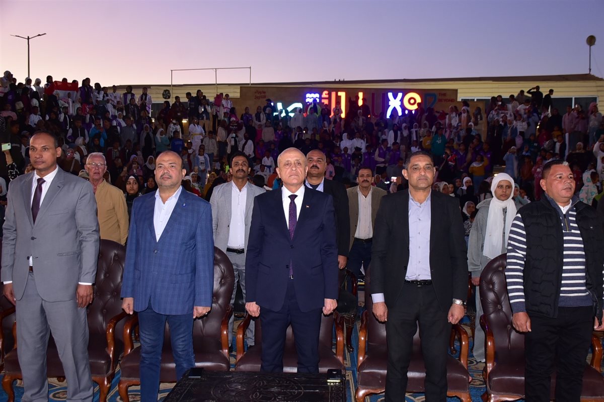 محافظ الأقصر يفتتح كورنيش القرنة