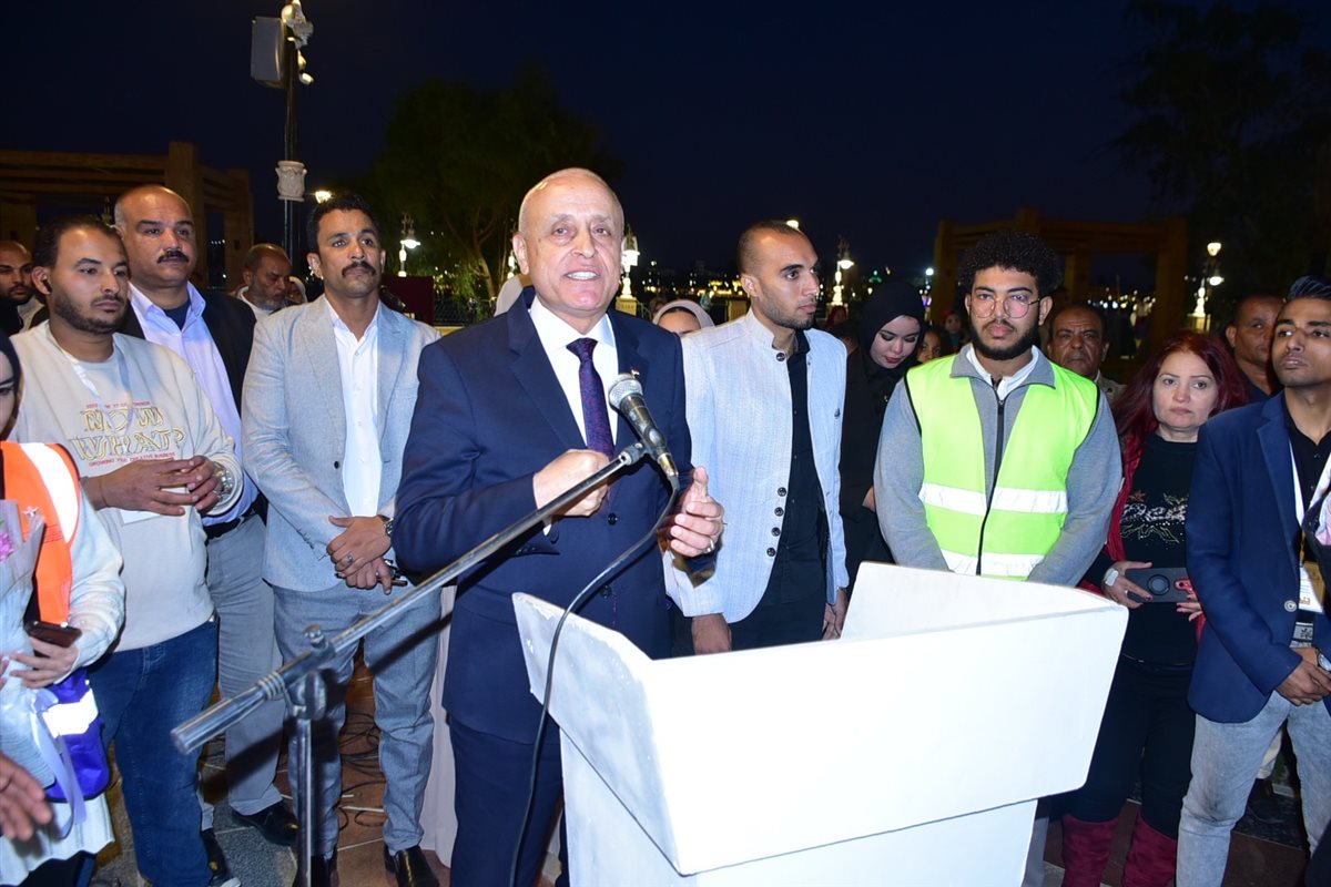 محافظ الأقصر يفتتح كورنيش القرنة