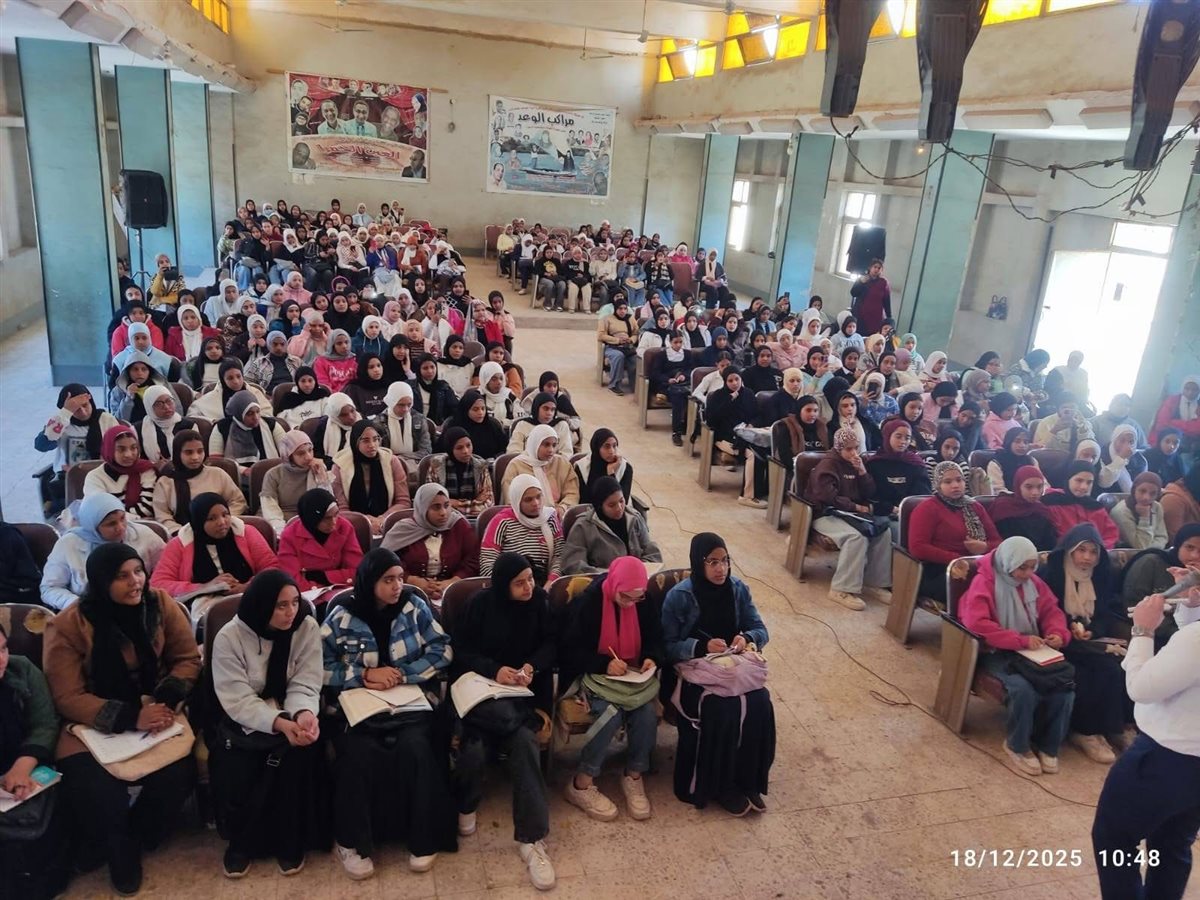 القوافل التعليمية بالأقصر