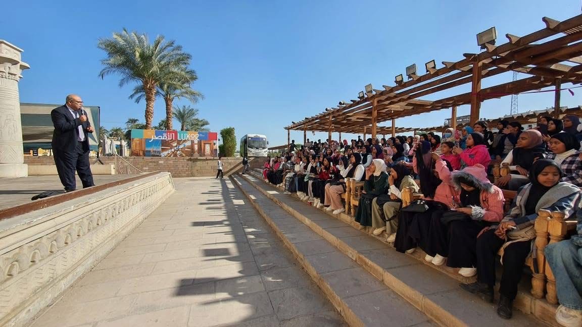 القوافل التعليمية بالأقصر