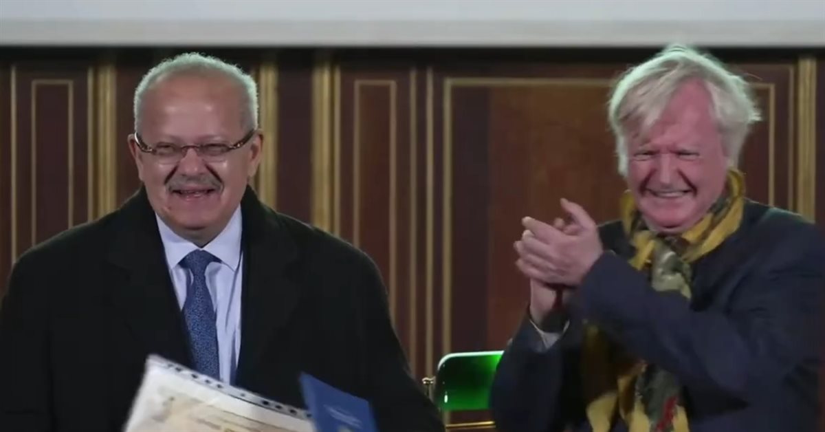 جامعة السوربون تكرم الدكتور محمد الخشت رئيس جامعة القاهرة السابق بعد محاضرة تعيد فتح سؤال العقل والعلم والدين